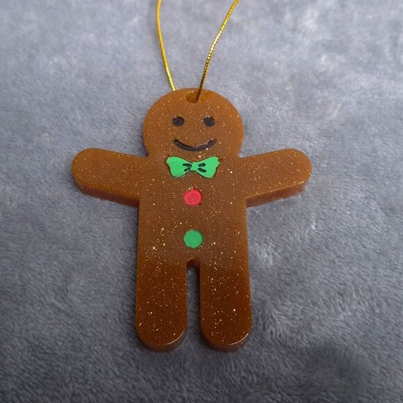 Handmade Resin Set Of 4 Glittery Gingerbread Men Women Christmas Ornaments - Picture 8 of 9